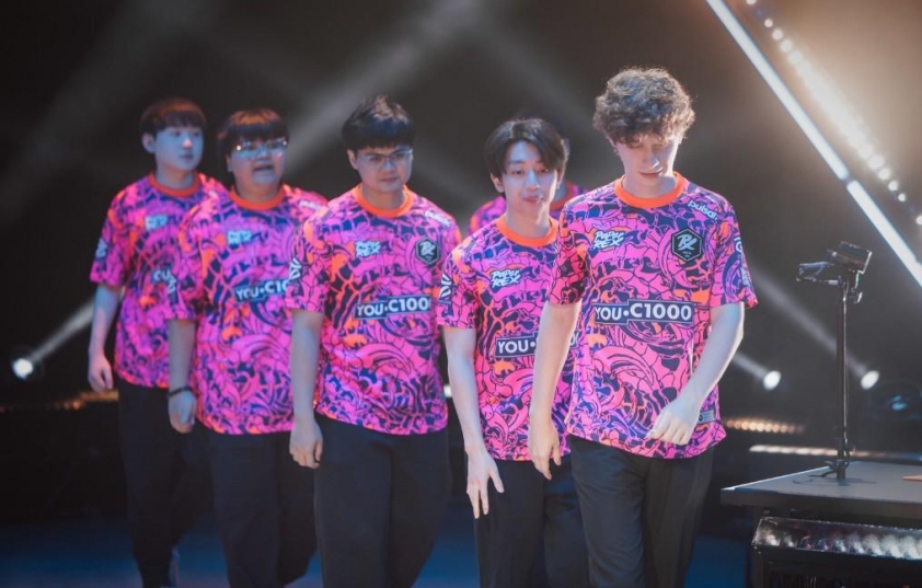 Paper Rex thi đấu tại VCT Champions 2025