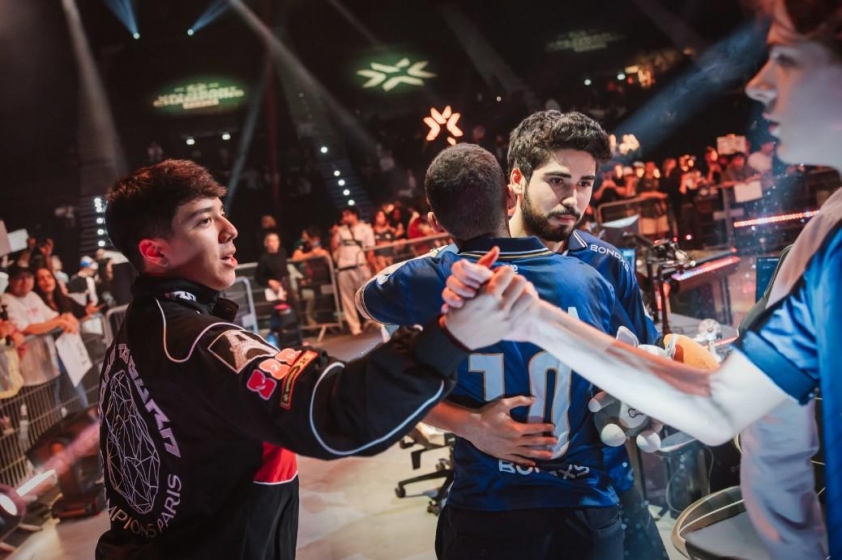 MIBR áp đảo RRQ