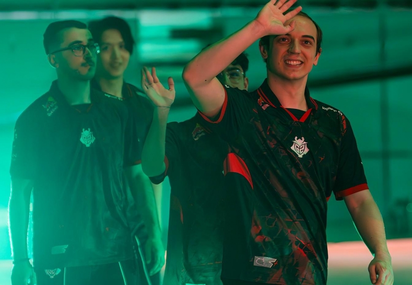 Caps và Skewmond phối hợp chiêu cuối