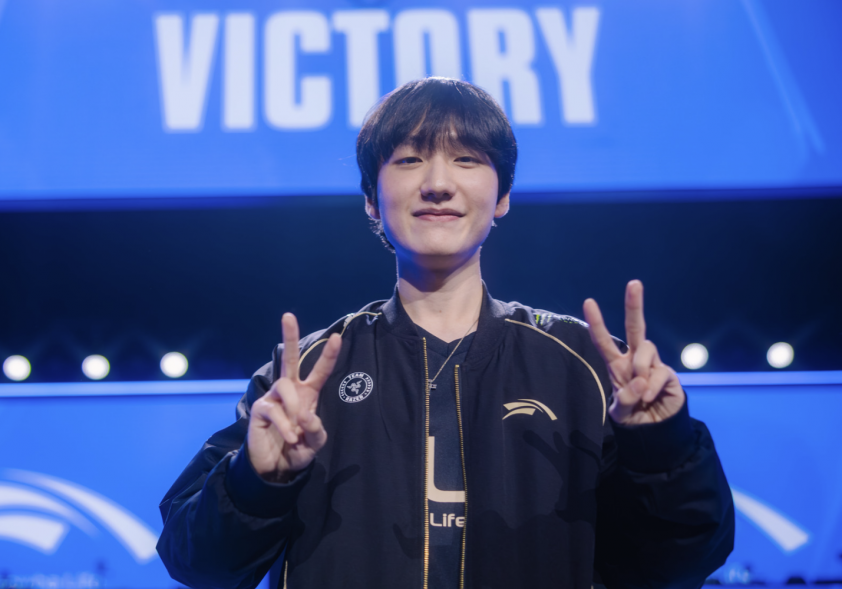 Lịch thi đấu và phân tích các trận đấu CKTG LOL 22/10