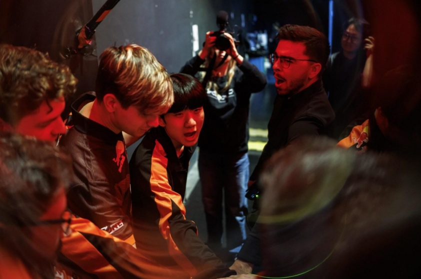 Lịch thi đấu CKTG LOL hôm nay 19/10: FNC vs MKOI, PSG vs VKS Lịch thi đấu CKTG LOL hôm nay 19/10