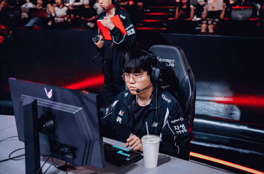 Cuzz cùng đội KT Rolster