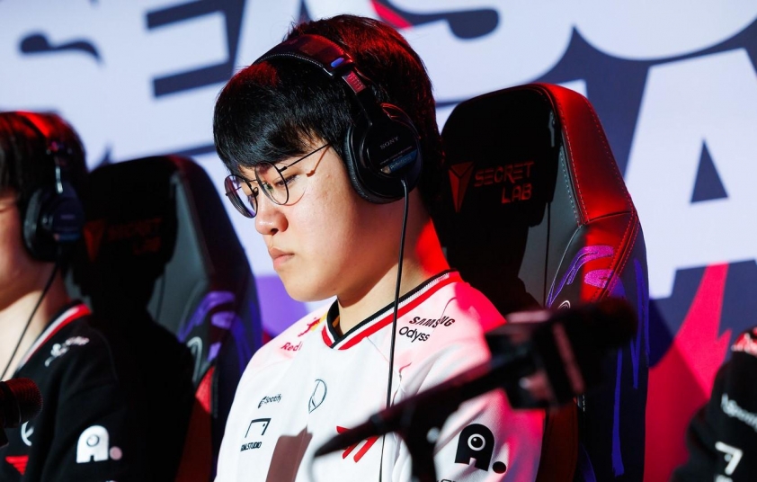 Peyz được ký hợp đồng tại T1