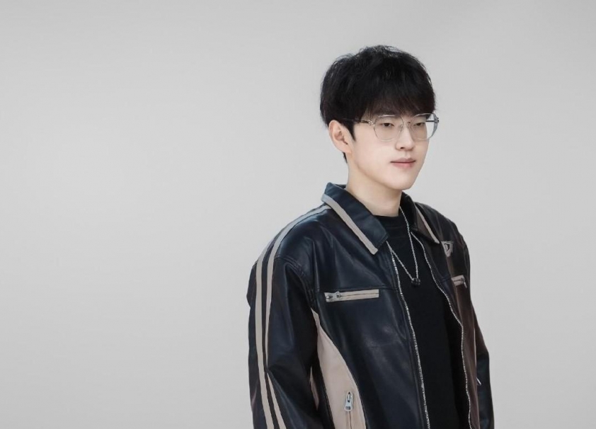 Sự cạnh tranh khốc liệt trong thị trường chuyển nhượng LPL Thị trường chuyển nhượng LPL biến động