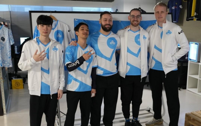 Phản ứng dữ dội của khán giả trước các quyết định của BTC